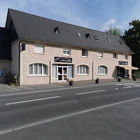 Hotel Restaurant La Grenouillere Vitré Exteriör bild